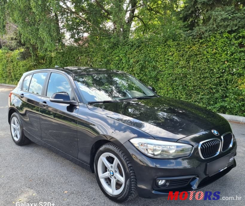 2017' BMW Serija 1 116D photo #1