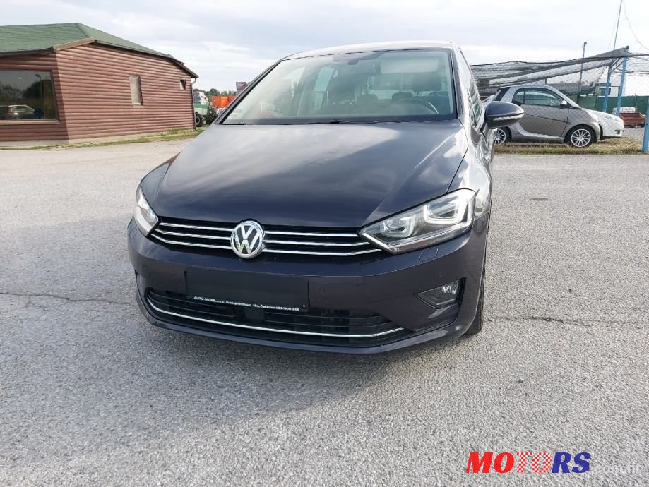 2015' Volkswagen Golf Sportsvan photo #6