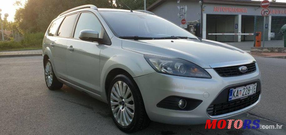 2011' Ford Focus Karavan photo #1