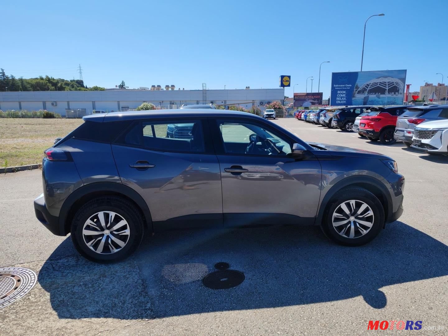 2021' Peugeot 2008 1.2 Puretech photo #6