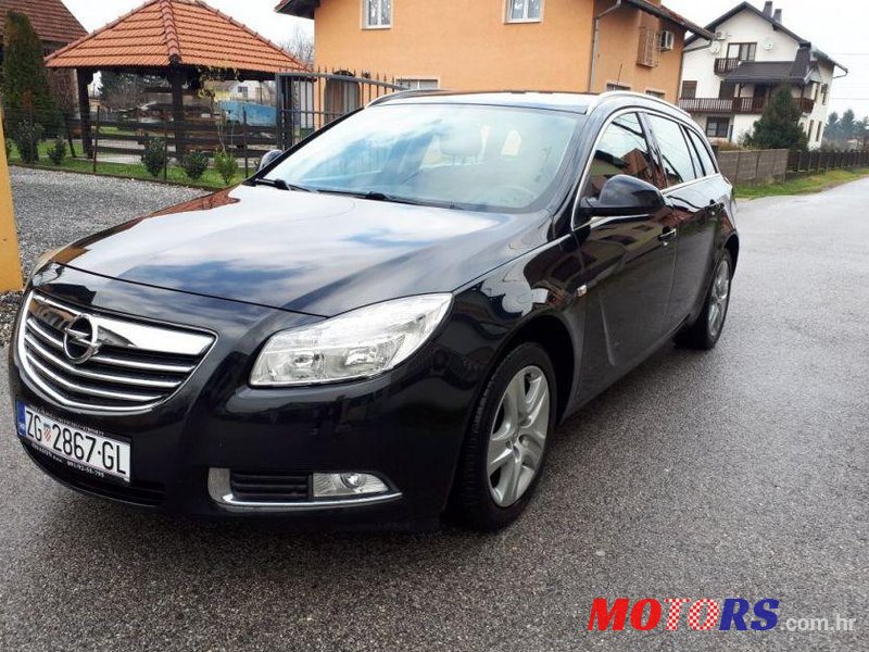 2013' Opel Insignia Karavan 2,0 Cdti photo #1