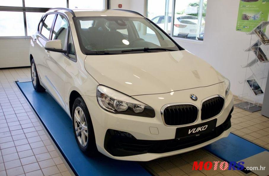 2018' BMW Serija 2 216D photo #1
