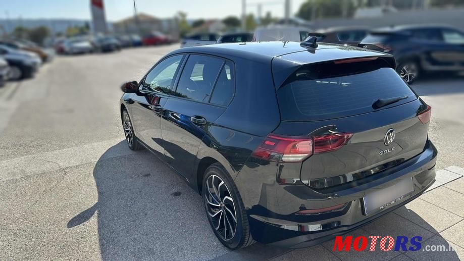 2021' Volkswagen Golf 8 2,0 Tdi photo #5
