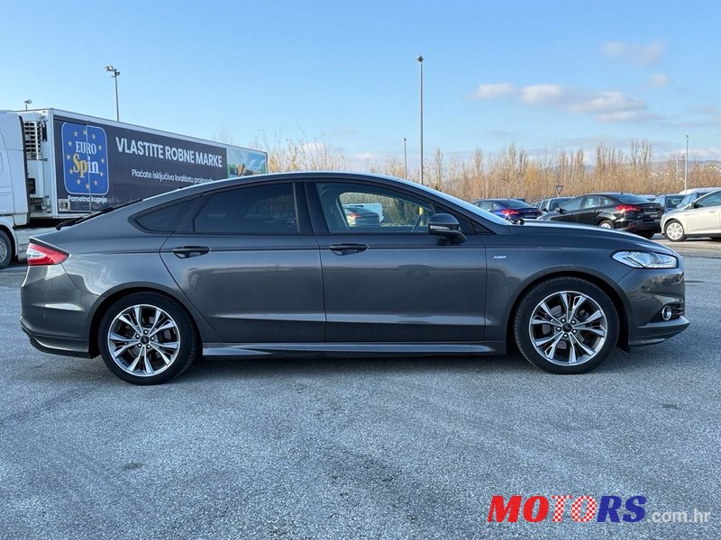 2017' Ford Mondeo 2.0 Tdci photo #4