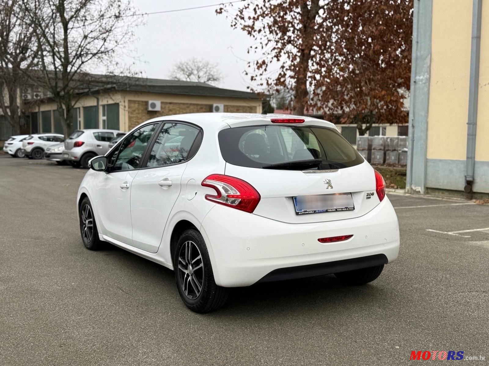 2012' Peugeot 208 1.6 Hdi Active photo #5