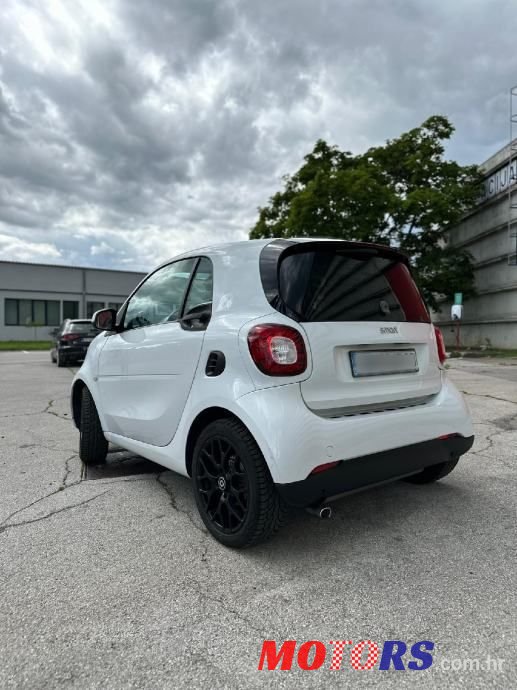 2016' Smart Fortwo photo #1