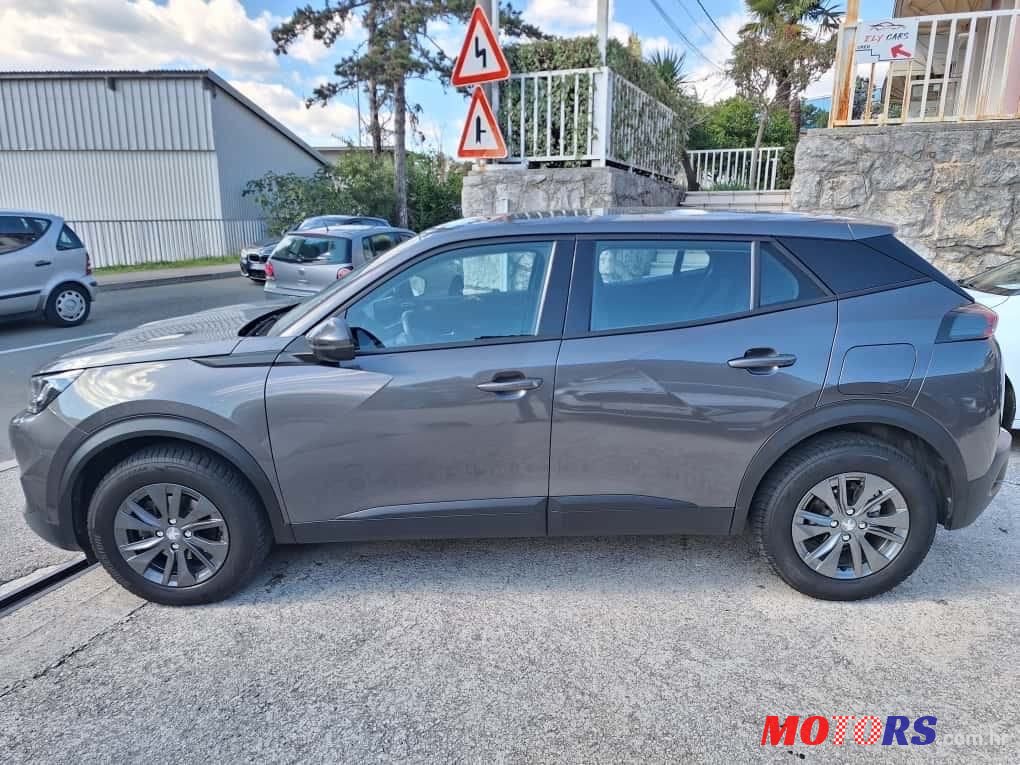 2022' Peugeot 2008 1,5 photo #5