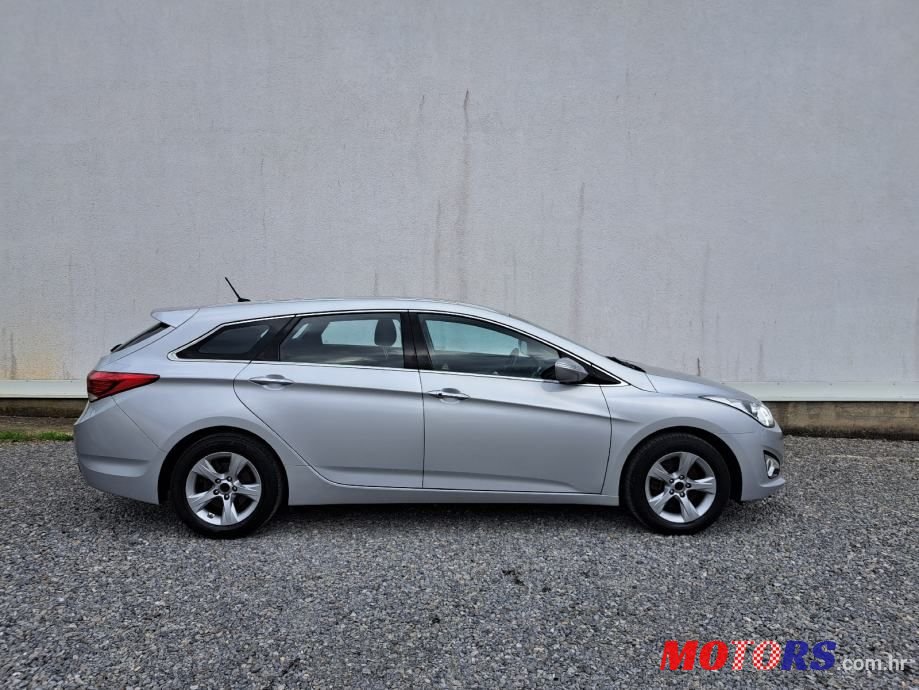 2014' Hyundai i40 photo #6