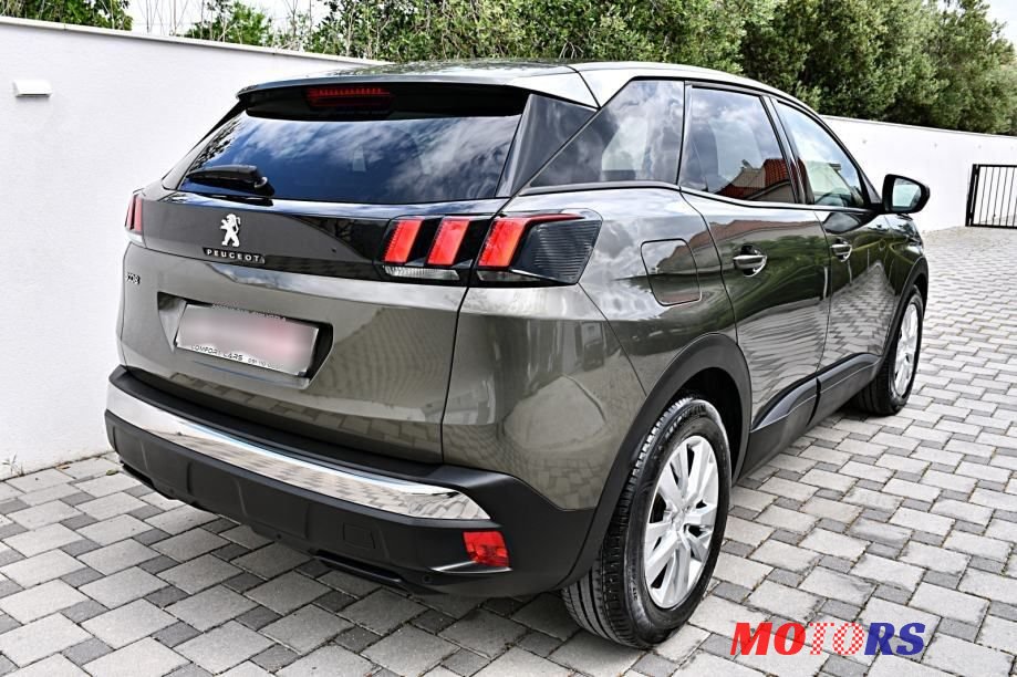 2019' Peugeot 3008 1,5 Bluehdi photo #4
