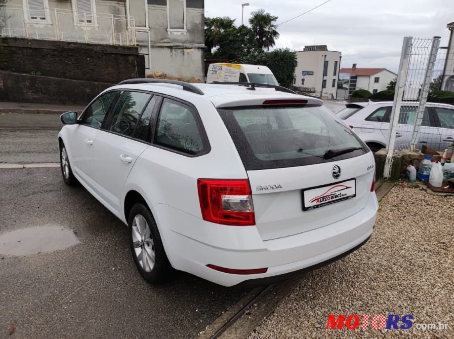 2019' Skoda Octavia Combi photo #5