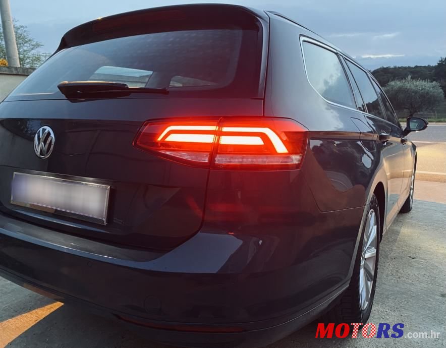 2019' Volkswagen Passat Variant photo #5