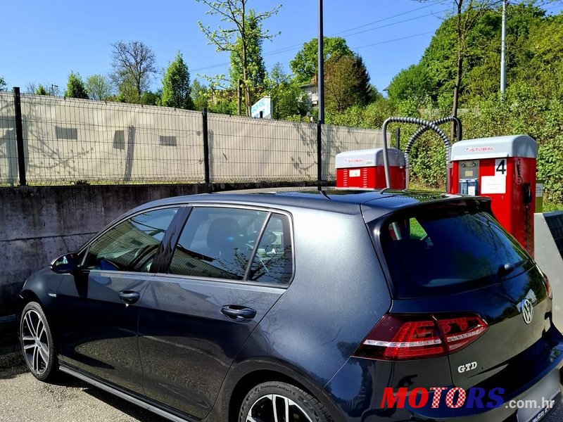 2016' Volkswagen Golf VII 2,0 Bmt photo #6