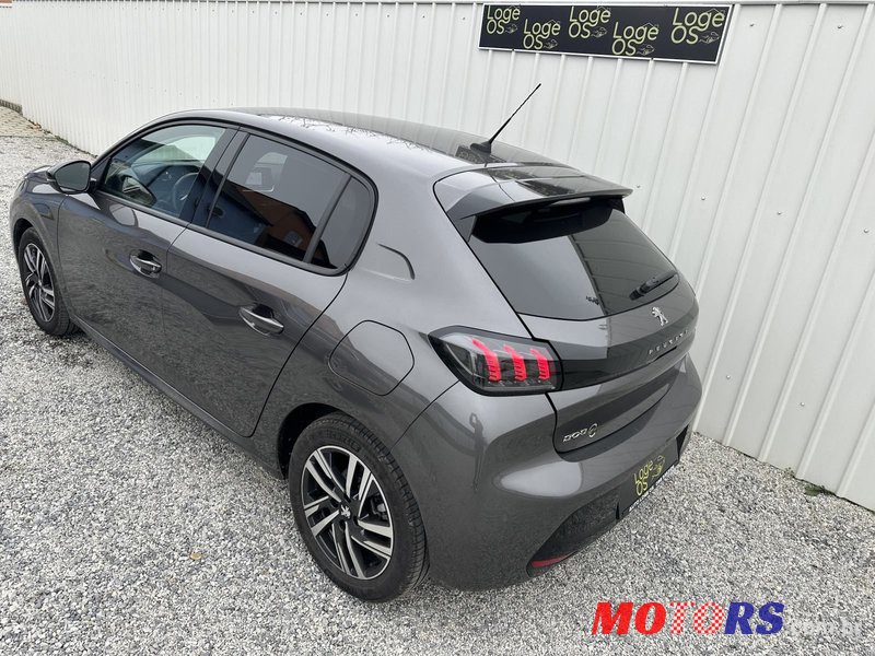 2022' Peugeot 208 1,2 photo #3