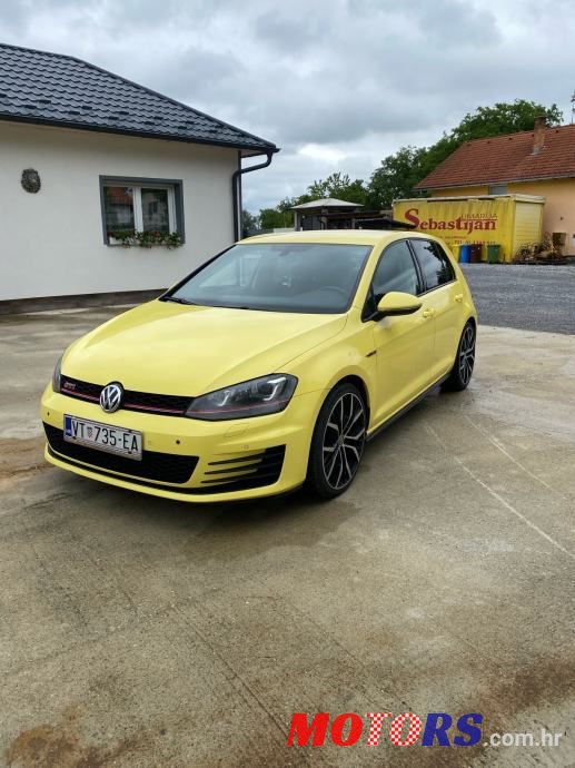 2014' Volkswagen Golf 7 photo #2