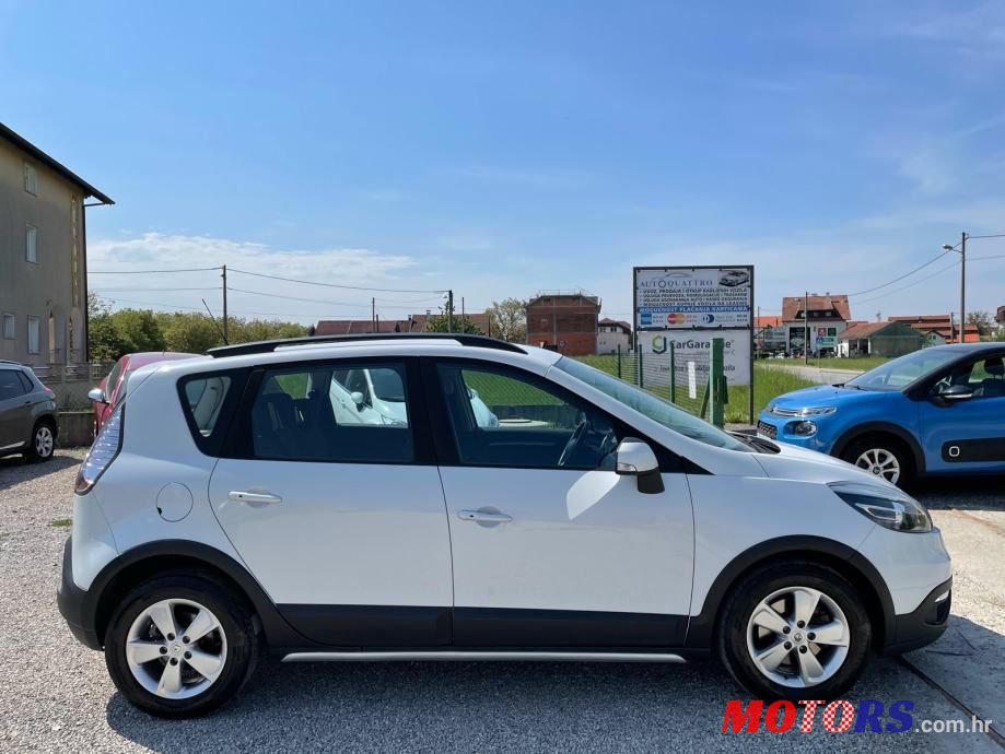 2013' Renault Scenic 1,5 Dci photo #6