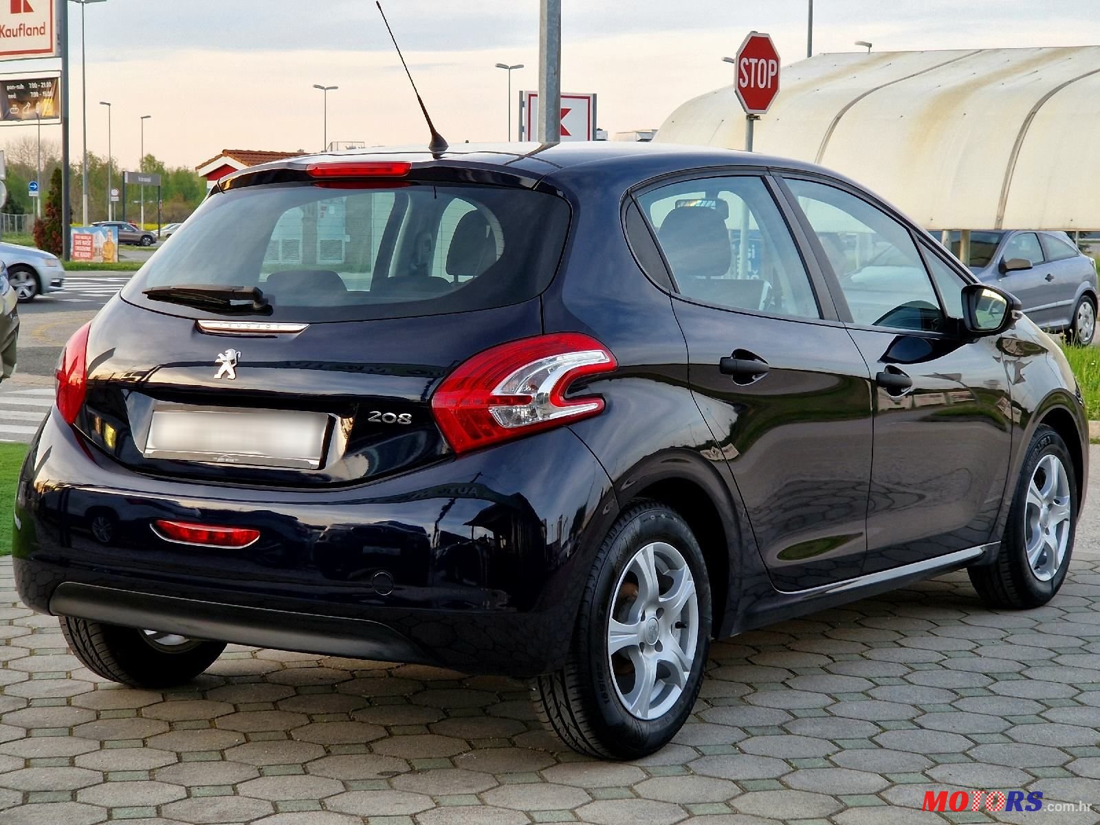 2013' Peugeot 208 1,0 Vti photo #6
