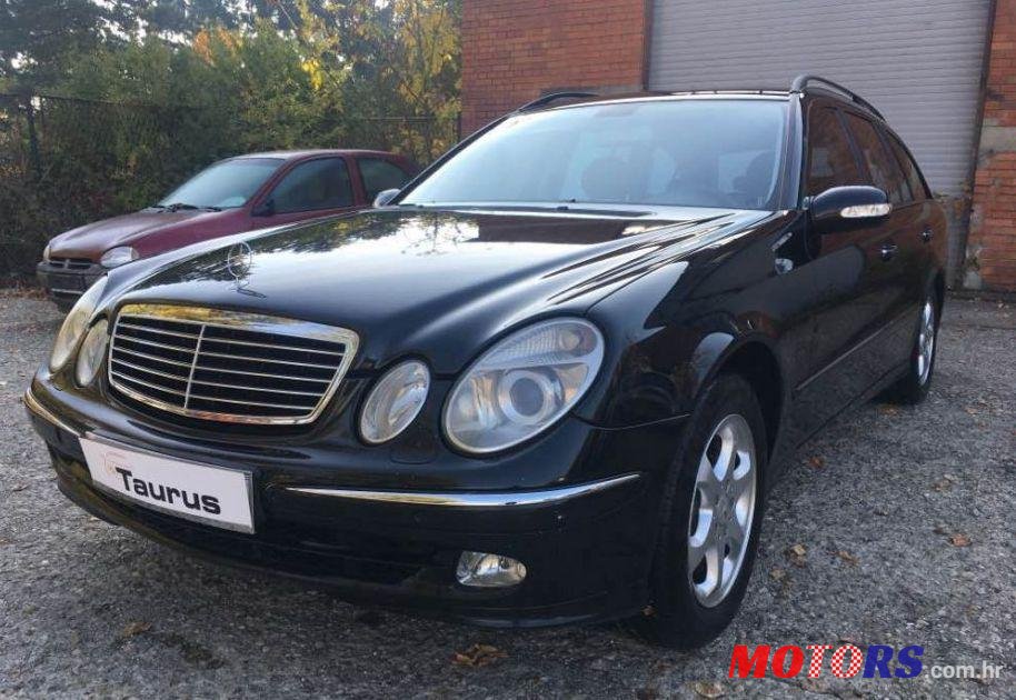2004' Mercedes-Benz E-Klasa T-Model photo #2