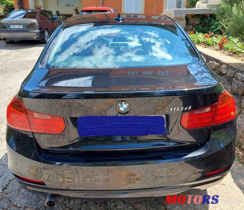 2013' BMW Serija 3 316D photo #2