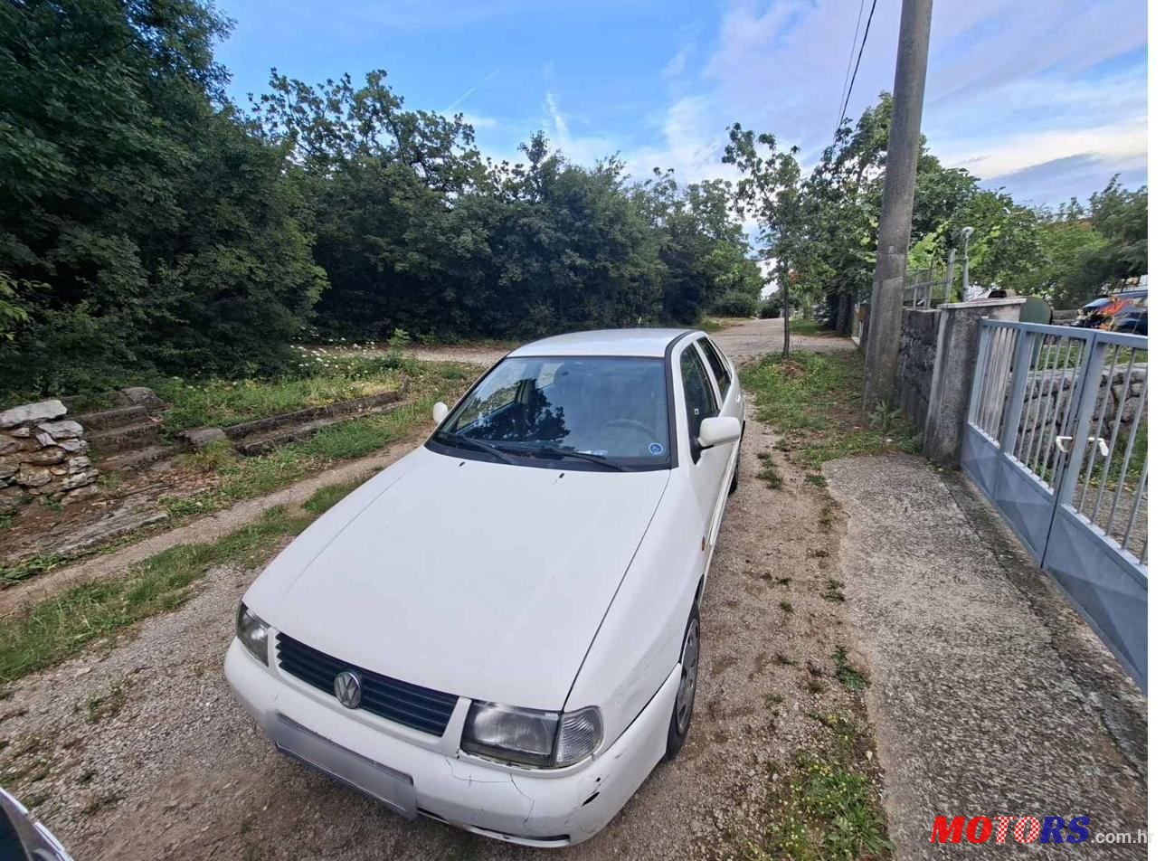 1997' Volkswagen Polo Classic 1,6 photo #1