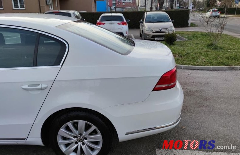 2014' Volkswagen Passat 1,6 Tdi Bmt photo #4