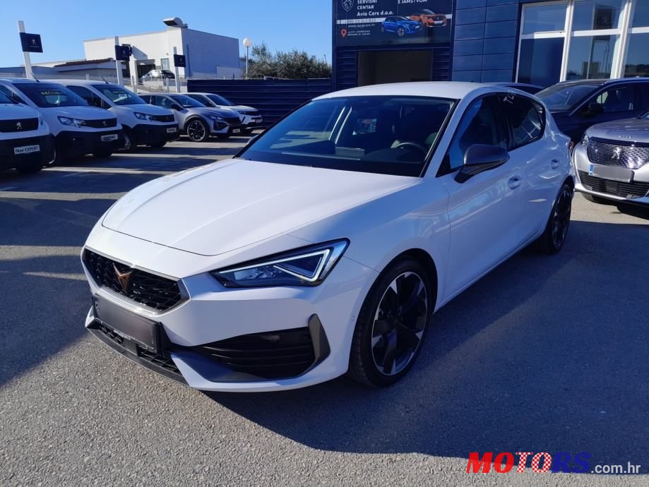 2023' Cupra Leon photo #3