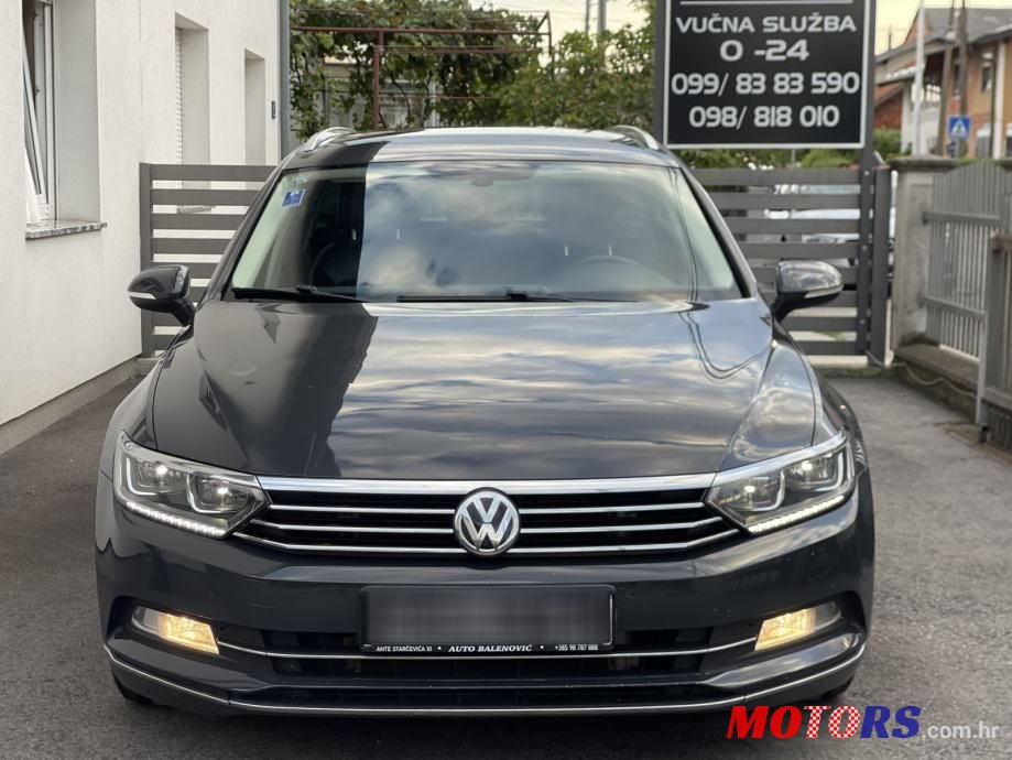 2015' Volkswagen Passat Variant photo #2