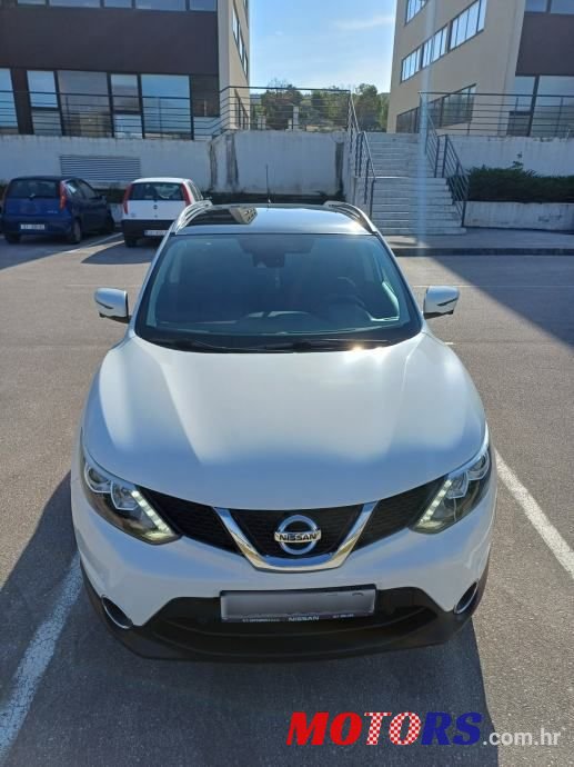 2015' Nissan Qashqai 1,2 360° photo #3