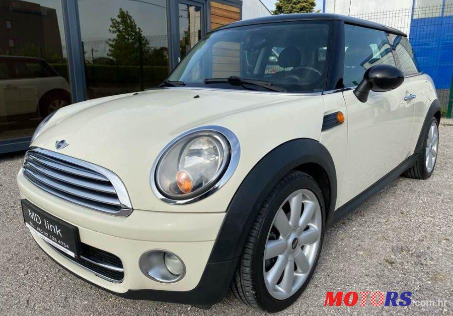 2007' MINI Cooper Cooper D photo #1