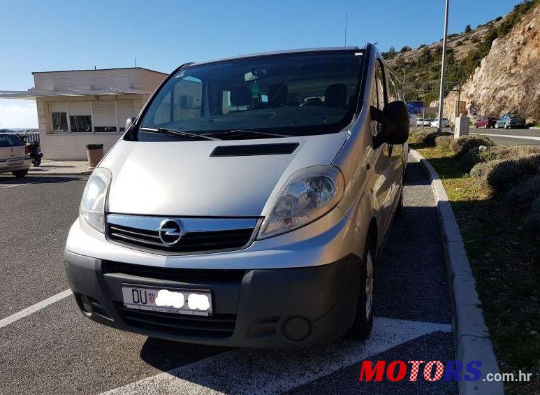 2008' Opel Vivaro 2,5 2,9 T photo #1