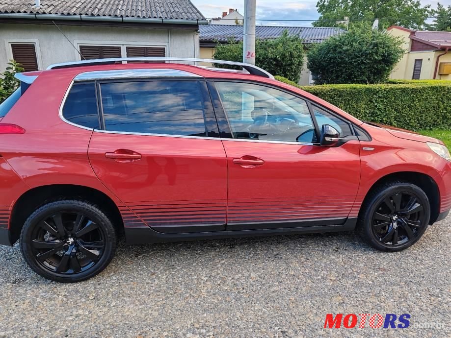 2015' Peugeot 2008 1,2 photo #4