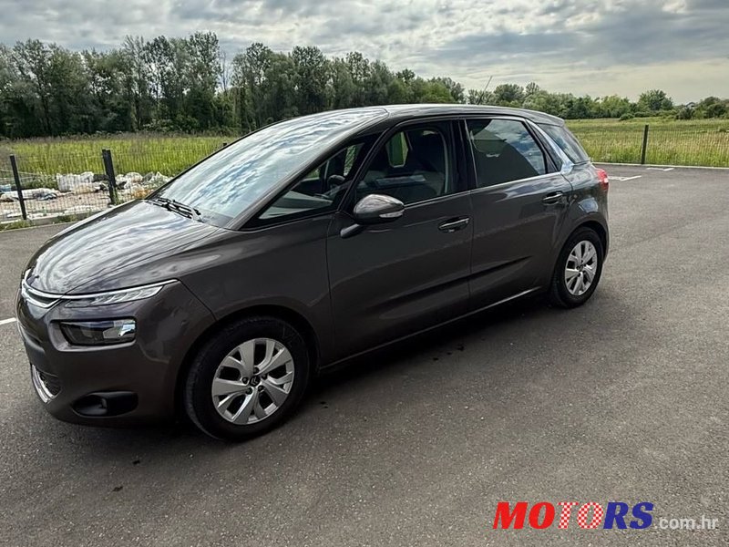 2016' Citroen C4 Picasso 1,6 S&S photo #6