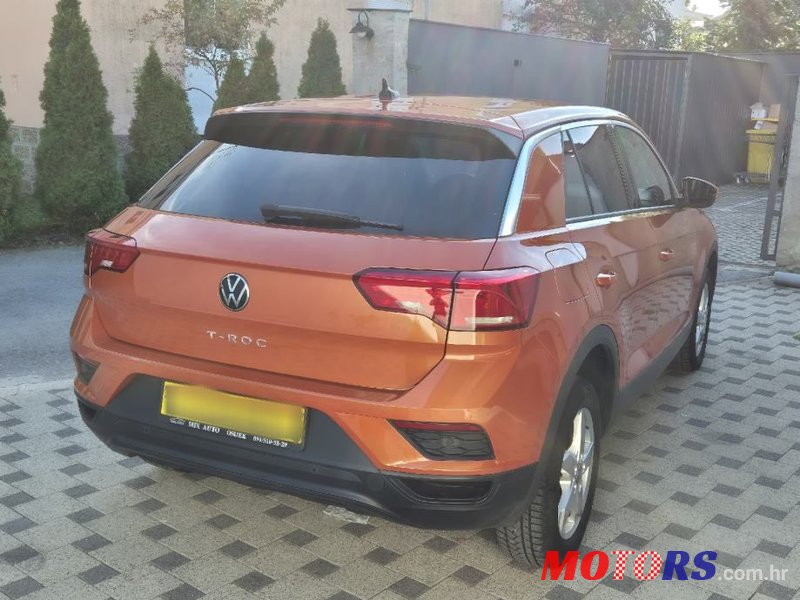 2020' Volkswagen T-Roc 1.6 Tdi photo #6