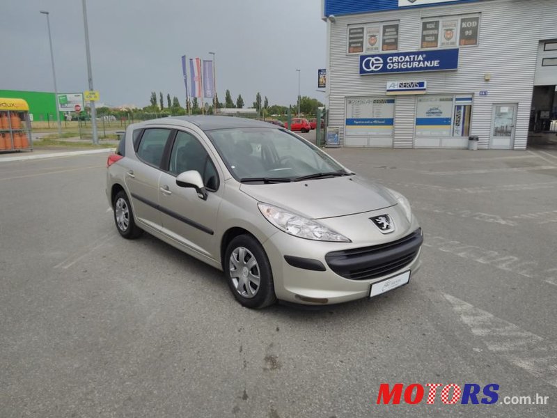 2009' Peugeot 207 Sw photo #1