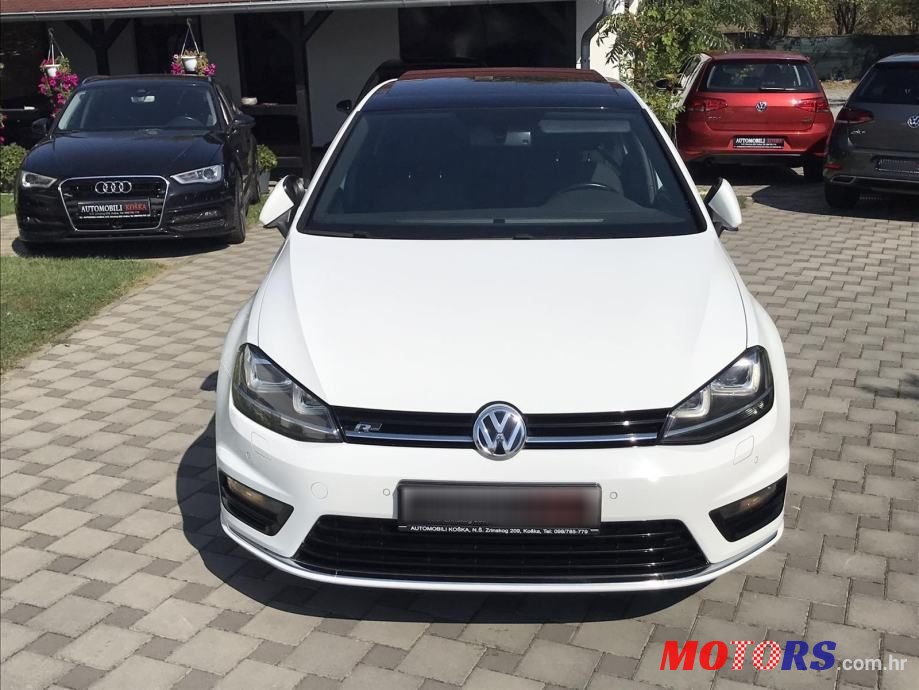 2015' Volkswagen Golf 7 1,6 Tdi photo #1