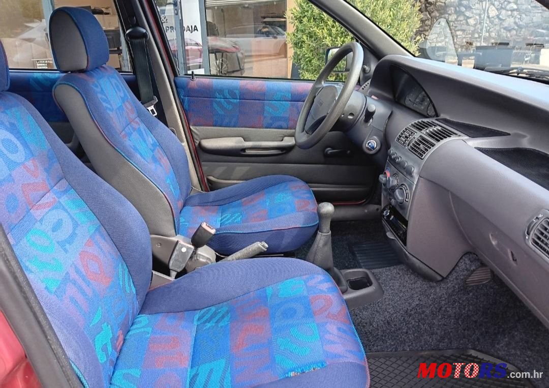 1999' Fiat Punto 55 photo #3