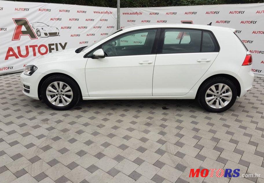 2013' Volkswagen Golf VII photo #1