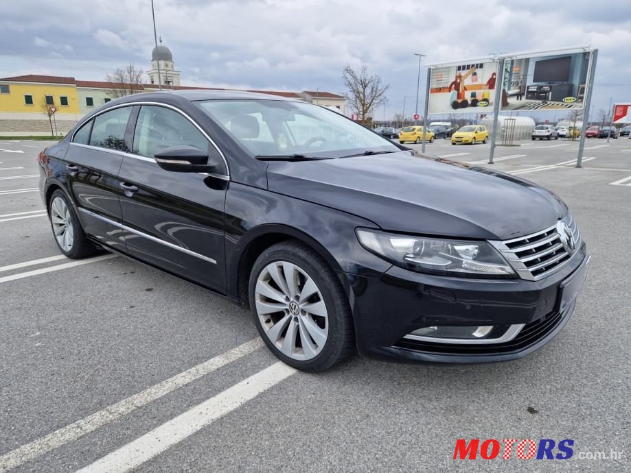 2012' Volkswagen Passat 2,0 Tdi Bmt photo #2