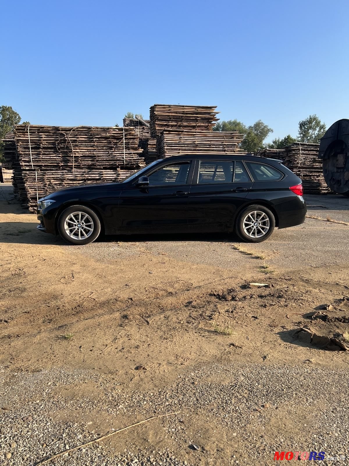 2016' BMW Serija 3 318D photo #4