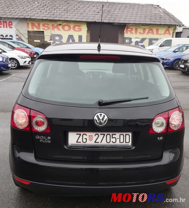 2007' Volkswagen Golf Plus photo #3
