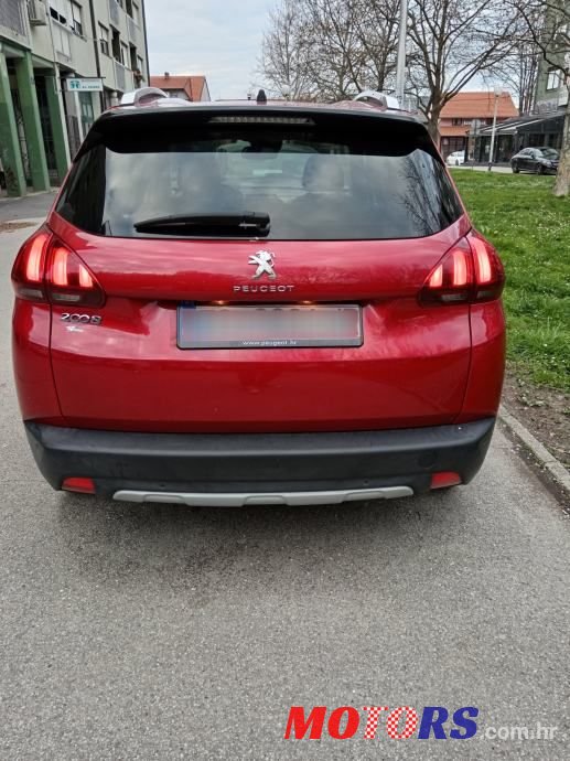 2017' Peugeot 2008 1,2 photo #1