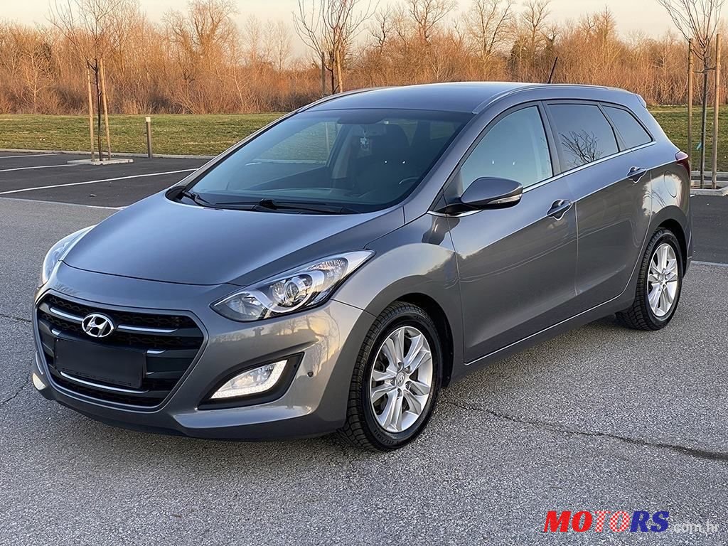 2014' Hyundai i30 Cw 1,6 Crdi photo #1