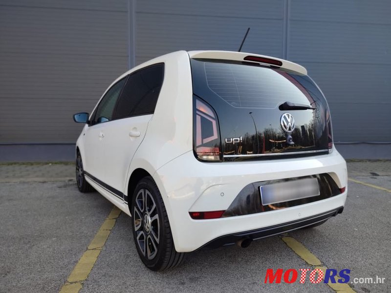 2018' Volkswagen Up! 1,0 Tsi photo #3