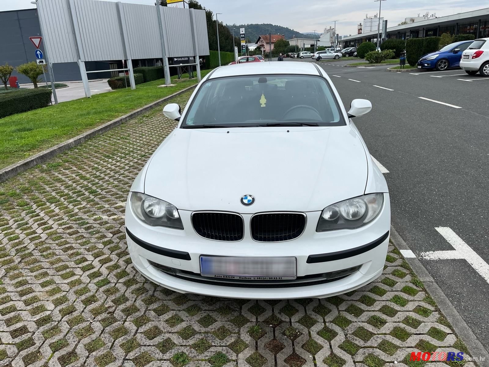 2011' BMW Serija 1 116D photo #1