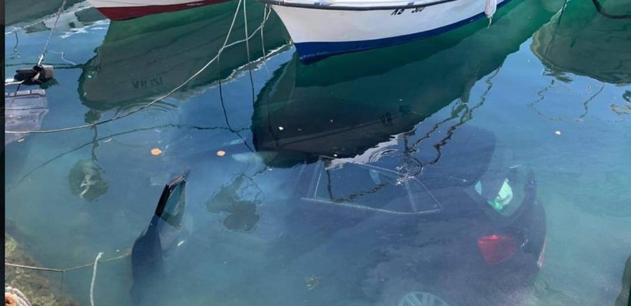 Nesreća u Karlobagu: Otac sa sinovima autom sletio u more