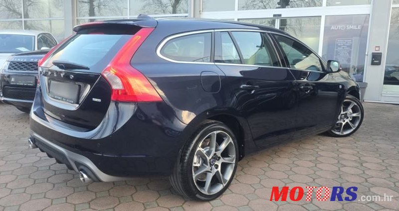 2016' Volvo V60 D2 photo #6