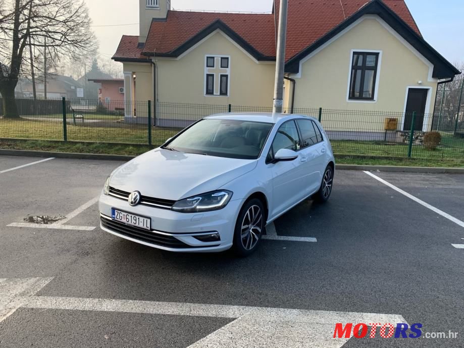 2017' Volkswagen Golf 7 1,6 Tdi photo #2