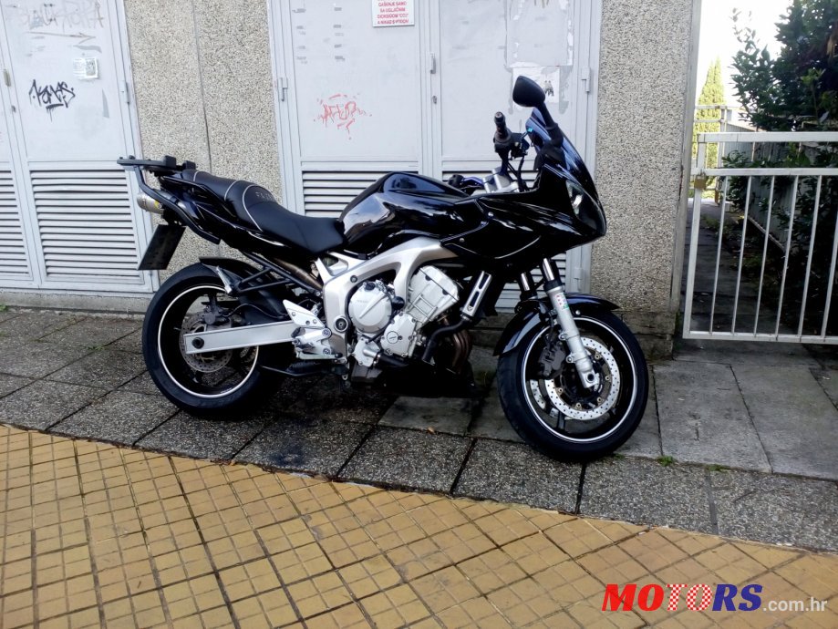 2006' Yamaha Fazer photo #1