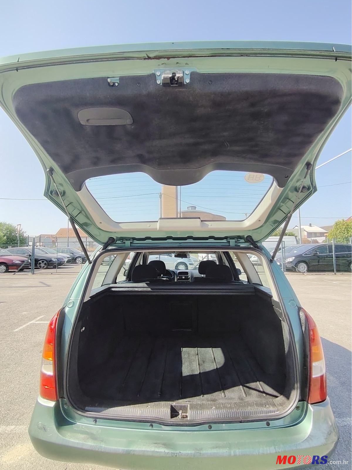 2001' Opel Astra Karavan photo #4