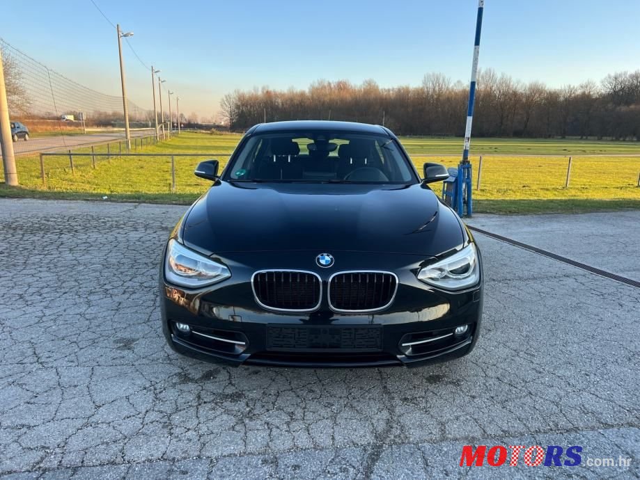 2012' BMW Serija 1 118I Sport photo #2