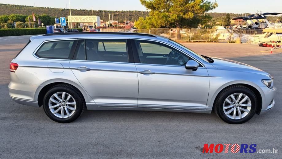 2015' Volkswagen Passat Variant photo #3